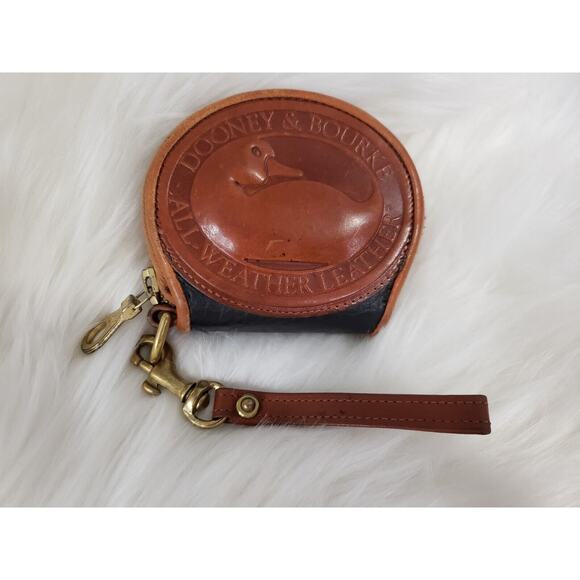 Vintage Dooney & Bourke All Weather Leather Coin Purse D&B Big Duck Classic - Picture 1 of 9